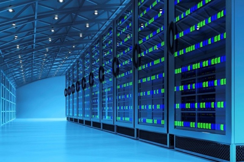 Ban Chỉ đạo của Chính phủ yêu cầu đưa Trung tâm dữ liệu quốc gia đi vào hoạt động từ tháng 8/2025, đồng thời triển khai đồng bộ, có hiệu quả các cơ sở dữ liệu, hệ thống thông tin tại Trung tâm dữ liệu quốc gia. 