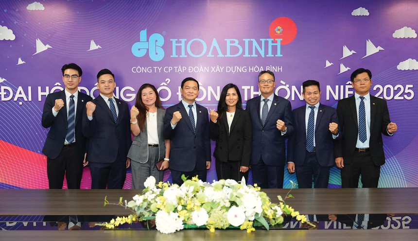 Chủ động thông tin không chỉ giúp doanh nghiệp xây dựng lòng tin, mà còn là yếu tố then chốt để duy trì sự gắn bó của các bên liên quan trong bối cảnh thị trường nhiều biến động