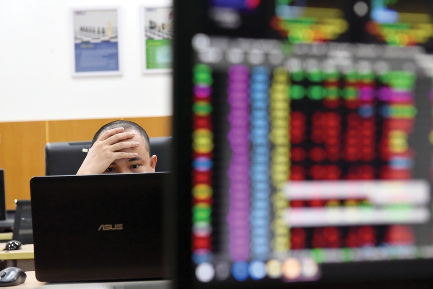 Nhà đầu tư cá nhân hầu như chỉ được tiếp cận với sản phẩm trái phiếu doanh nghiệp thông qua các lời giới thiệu “một chiều”