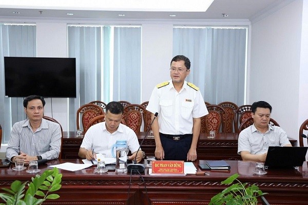 Buổi làm việc diễn ra dưới sự chủ trì của ông Phan Văn Dũng, Phó Chi cục trưởng Chi cục Thuế khu vực II.