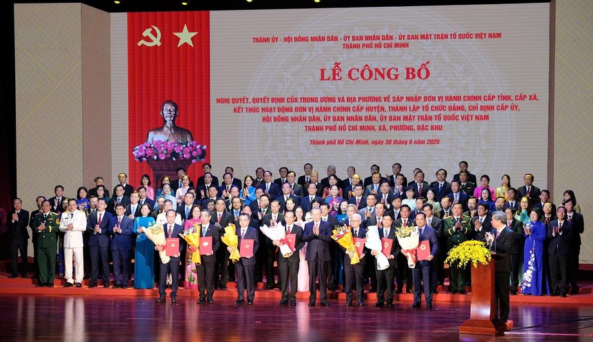 Ban Chấp hành Đảng bộ TP.HCM mới nhiệm kỳ 2020 - 2025 có 107 ủy viên, trong đó Ban Thường vụ Thành ủy TP.HCM mới gồm 27 ủy viên. Ảnh: Trọng Tín.