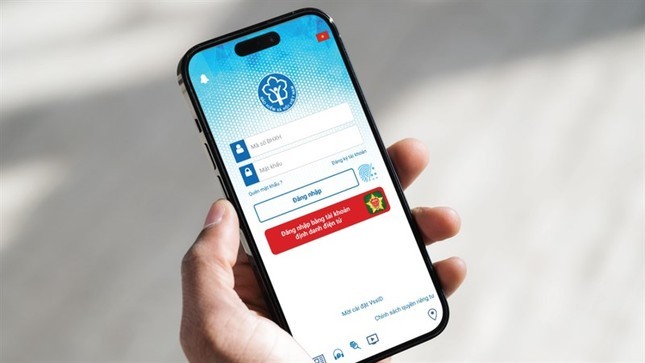 Quy định về giao dịch điện tử trong lĩnh vực bảo hiểm xã hội và Cơ sở dữ liệu quốc gia về bảo hiểm 