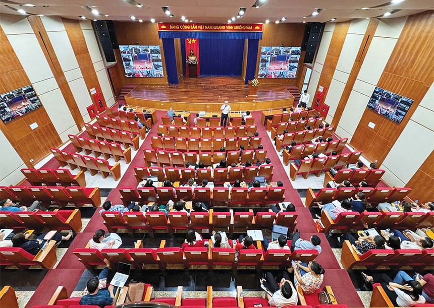 Hoạt động tuyên truyền, tổ chức đào tạo, hướng dẫn sử dụng các hệ thống cho cán bộ đăng ký kinh doanh mới và các đối tượng liên quan khác được tổ chức liên tục 