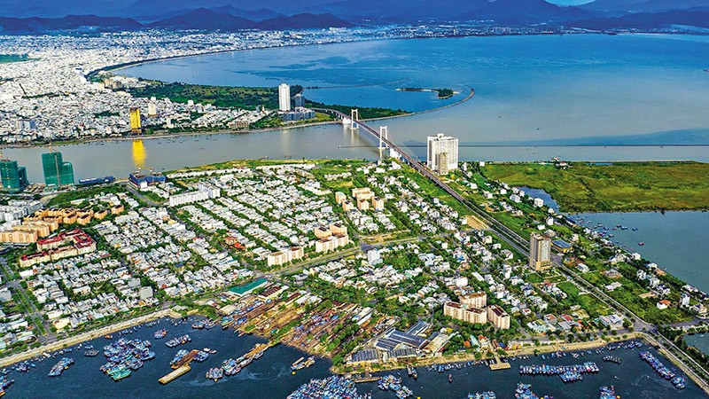 Đà Nẵng đang nỗ lực thúc đẩy việc hiện thực hóa kế hoạch xây dựng khu thương mại tự do. Ảnh: Đức Thanh 