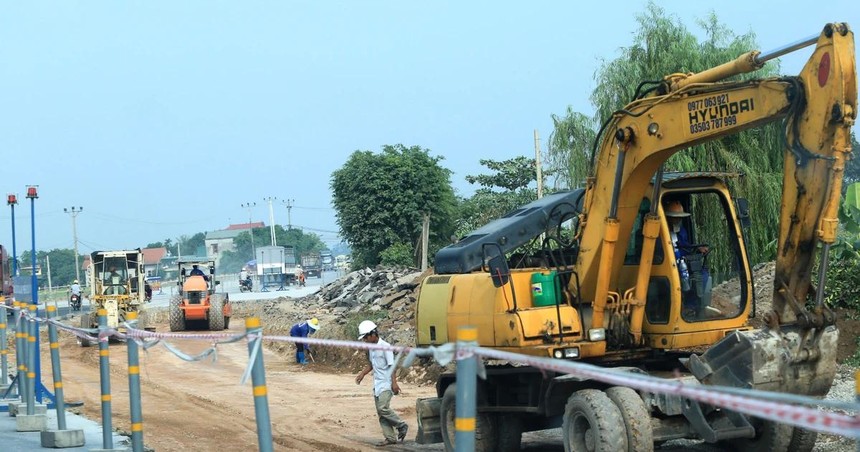 Gói thầu Xây lắp thuộc Dự án Sửa chữa mặt Đường tỉnh 919 có giá hơn 11 tỷ đồng. Ảnh minh họa: Tiên Giang