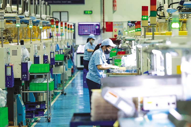 Việt Nam sở hữu những lợi thế rõ ràng về sản xuất và thu hút dòng vốn FDI so với các quốc gia trong khu vực. Ảnh: Đức Thanh 
