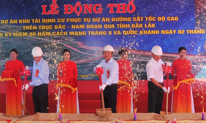 Tỉnh Đắk Lắk động thổ Khu tái định cư đầu tiên phục vụ dự án đường sắt tốc độ cao trên trục Bắc - Nam. 