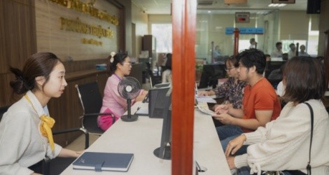 Tổ công tác hỗ trợ, hướng dẫn các địa phương để khắc phục dứt điểm hồ sơ giải quyết TTHC trong lĩnh vực đất đai. Ảnh: Hue.gov.vn