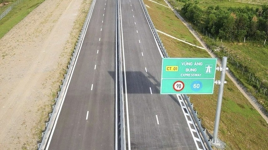 Dự án thành phần cao tốc Bắc - Nam, đoạn Vũng Áng - Bùng sẵn sàng đưa vào khai thác. 