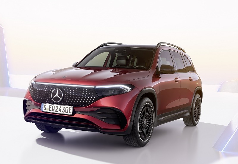 Nội thất mẫu SUV thuần điện EQB 250+.