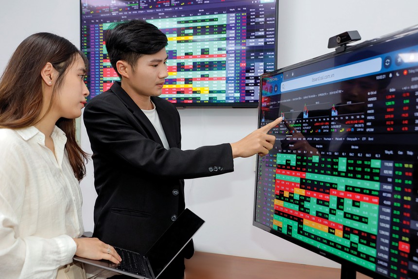 Nhóm ngân hàng, chứng khoán và xuất khẩu được dự báo sẽ là điểm sáng