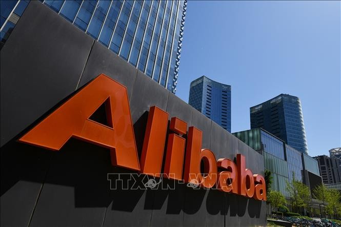 Biểu tượng Alibaba tại trụ sở ở Bắc Kinh, Trung Quốc. Ảnh: AFP/TTXVN