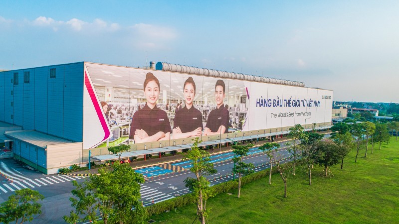 Sau khi Samsung đặt cứ điểm sản xuất tại Việt Nam, hàng loạt "đại gia" công nghệ khác cũng đã lựa chọn Việt Nam là điểm đến