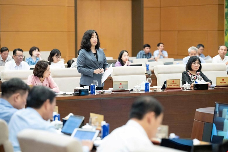 Phiên họp chiều 8/10 Uỷ ban Thường vụ Quốc hội. 