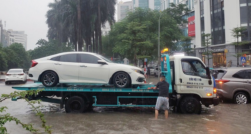 Đến ngày 3/10/2025, các doanh nghiệp bảo hiểm phi nhân thọ đã tiếp nhận gần 3.000 thông tin thiệt hại do cơn bão số 10, với giá trị bồi thường ước tính hơn 1.000 tỷ đồng 