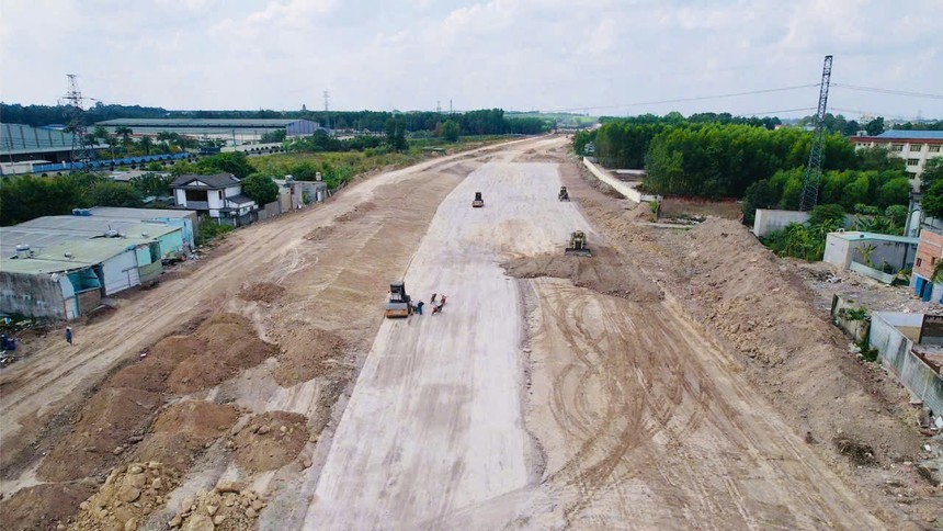 Cao tốc Biên Hòa - Vũng Tàu giai đoạn 1 dài hơn 54 km, trong đó đoạn qua Đồng Nai hơn 34 km