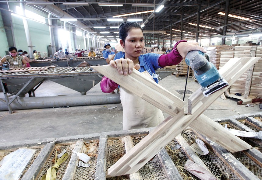 Ngành thuế tăng cường áp dụng công nghệ, khai báo điện tử, giúp doanh nghiệp thuận lợi hơn khi tuân thủ pháp luật thuế