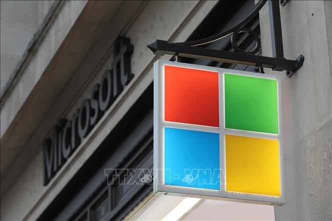 Biểu tượng Microsoft tại London, Anh. Ảnh tư liệu: THX/TTXVN