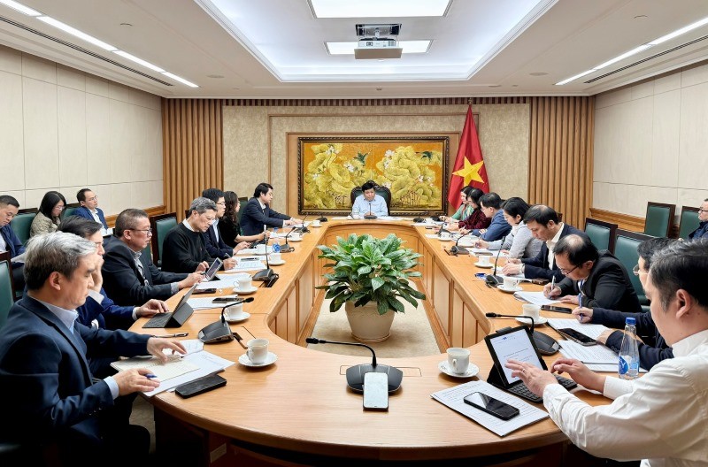 Phó thủ tướng Nguyễn Chí Dũng chủ trì cuộc họp. Ảnh: VGP.