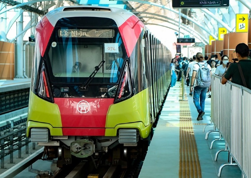  Từ ngày 1/2/2026, 100% cổng soát vé trên tuyến 3.1 Nhổn - Ga Hà Nội sẽ vận hành theo giải pháp định danh, xác thực điện tử và nhận diện sinh trắc học. 