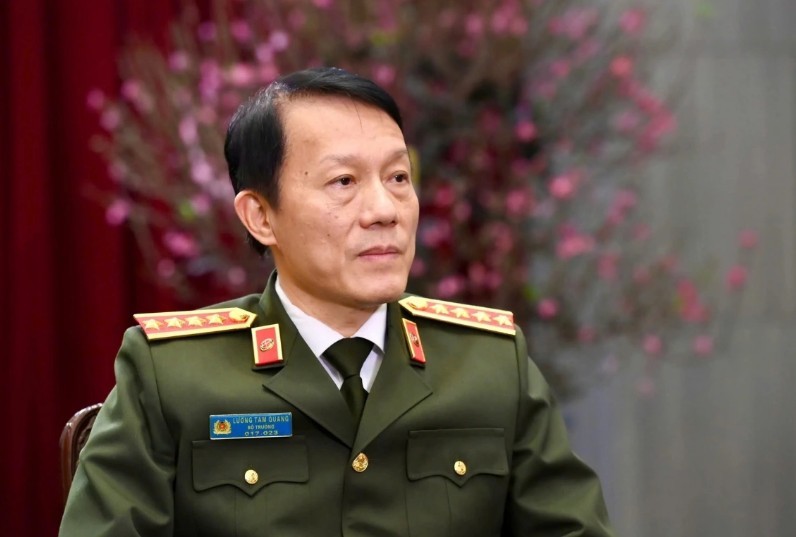 Đại tướng Lương Tam Quang, Ủy viên Bộ Chính trị, Bí thư Đảng ủy Công an Trung ương, Bộ trưởng Bộ Công an.