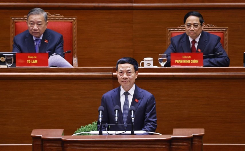 Bộ trưởng Bộ Khoa học và Công nghệ Nguyễn Mạnh Hùng trình bày tham luận tại Đại hội sáng 21/1. Ảnh: TTXVN