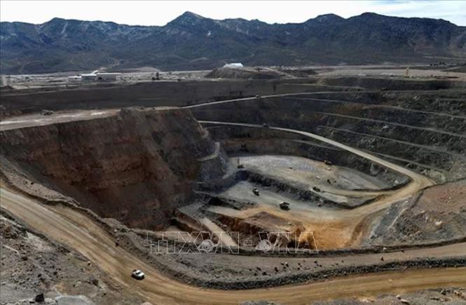 Toàn cảnh mỏ đất hiếm ở núi Pass, bang California, Mỹ. Ảnh: REUTERS/TTXVN 