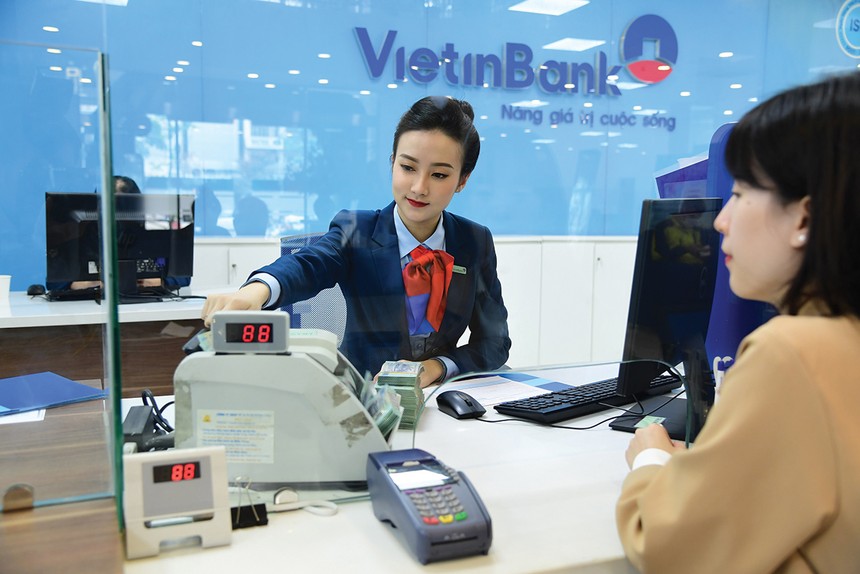 Trong bối cảnh thị trường vốn chưa phát triển tương xứng với tiềm năng, ngành ngân hàng vẫn đóng vai trò là kênh dẫn vốn chủ đạo cho nền kinh tế