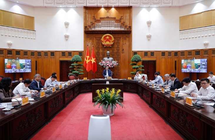 Thủ tướng Phạm Minh Chính chủ trì cuộc họp Thường trực Chính phủ để rà soát tình hình, tiếp tục đôn đốc, thúc đẩy tiến độ thực hiện dự án đường sắt.