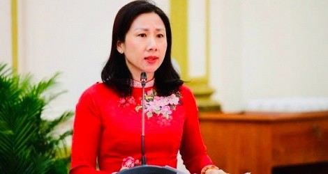 Bà Phạm Thị Thanh Hiền - Giám đốc Sở Nội vụ TP.HCM công bố danh sách những người trúng cử Đại biểu Hội đồng Nhân dân TP.HCM khóa XI