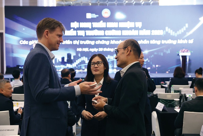 Trong con mắt của các quỹ đầu tư nước ngoài, cải cách quan trọng hơn việc nâng hạng