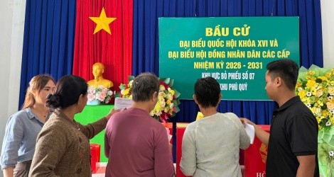 Cử tri cả nước đã bầu đủ 500 đại biểu Quốc hội khóa XVI.