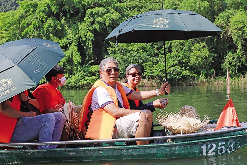 Cần biến kinh tế bạc trở thành động lực tăng trưởng cho nền kinh tế, chuyển hóa thách thức già hóa dân số thành cơ hội bứt phá của dân tộc. Ảnh: L.T