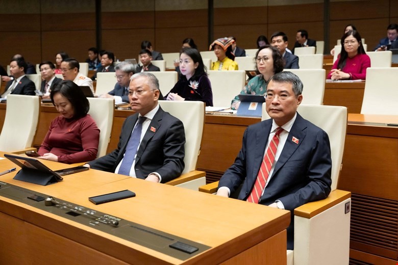 Phiên họp sáng 7/4 của Quốc hội. 