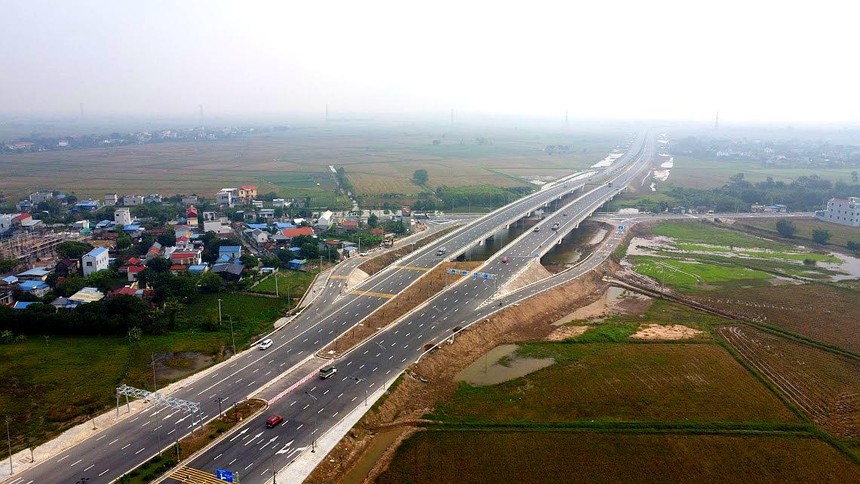 Ninh Bình điều chuyển chủ đầu tư của 40 dự án từ các ban quản lý khu vực về Trung tâm Phát triển quỹ đất tỉnh.