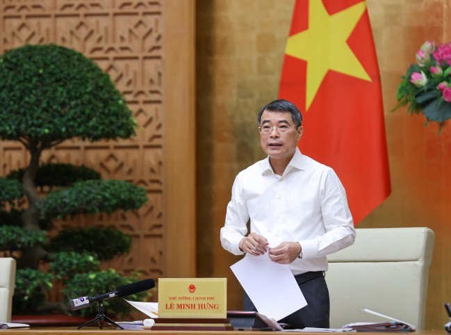 Đồng chí Lê Minh Hưng, Ủy viên Bộ Chính trị, Bí thư Đảng ủy Chính phủ, Thủ tướng Chính phủ, chủ trì cuộc họp của Thường trực Đảng ủy Chính phủ và Thường trực Chính phủ để thảo luận, cho ý kiến về một số nội dung thuộc thẩm quyền và một số nội dung chuẩn bị trình cấp có thẩm quyền xem xét, quyết định. Ảnh: VGP