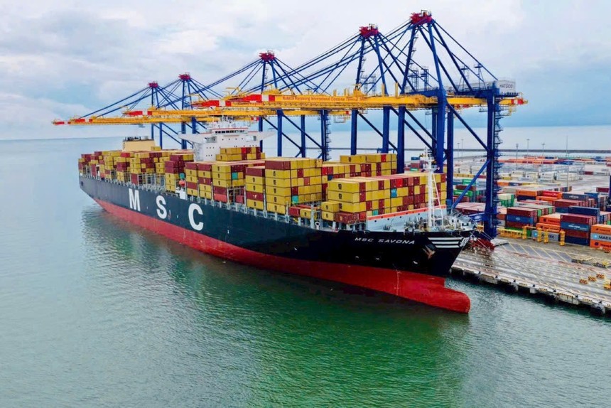 Bộ Công thương tiếp tục cắt giảm thủ tục xuất nhập khẩu, mở đường cho thương mại tăng tốc. 