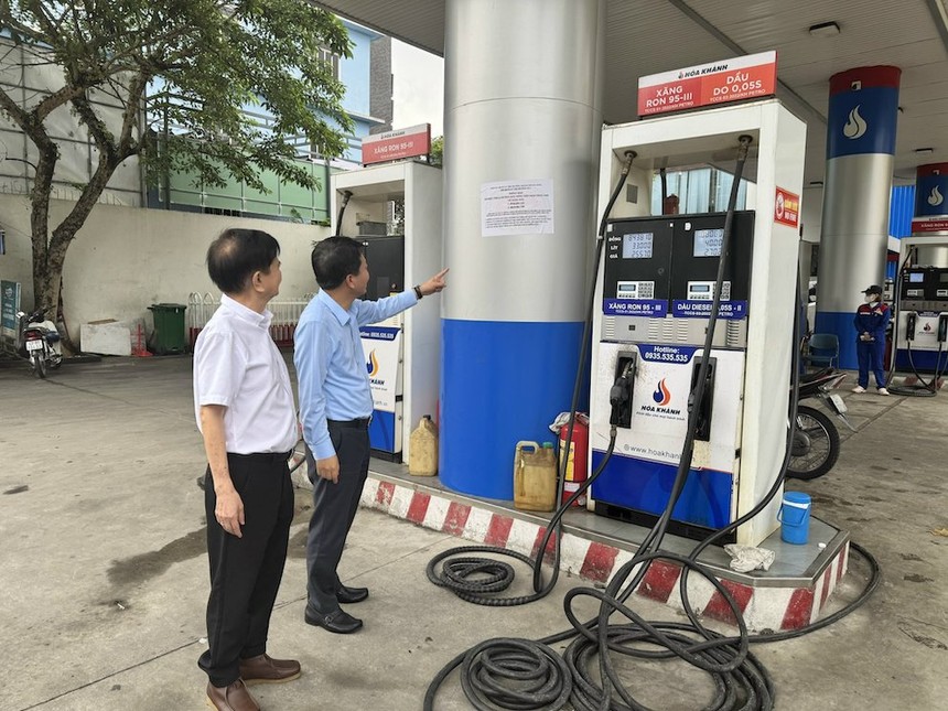 Cơ quan quản lý đã xử phạt 3 thương nhân đầu mối xăng dầu do không bảo đảm mức dự trữ tối thiểu. 