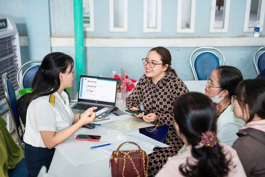 Mục tiêu của Chiến dịch là tối thiểu 80% người nộp thuế sẽ được rà soát, chuẩn hóa thông tin cá nhân, người đại diện pháp luật và dữ liệu liên hệ phục vụ quản lý. Ảnh: TĐN.