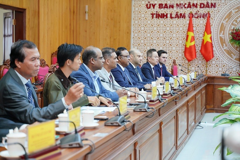 Tập đoàn Allied Green/Allied Biofuels (Úc) làm việc với UBND tỉnh Lâm Đồng để trao đổi và tìm hiểu việc đầu tư Dự án nhiên liệu hàng không bền vững trên địa bàn tỉnh. Ảnh: Xuân Anh - Hữu Tri