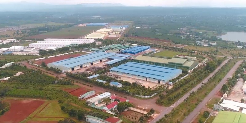 Khu công nghiệp Trà Đa là khu công nghiệp đầu tiên của tỉnh Gia Lai cũ, được triển khai xây dựng năm 2003, và chính thức đón các nhà đầu tư vào triển khai các dự án nhà máy sản xuất từ năm 2006.