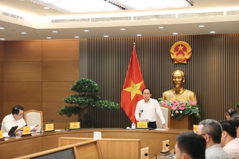 Phó Thủ tướng Chính phủ Lê Tiến Châu chủ trì cuộc họp về tình hình tổng rà soát hệ thống văn bản quy phạm pháp luật.
