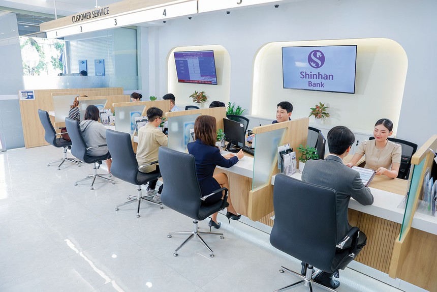 Ngân hàng Shinhan xác định công nghệ là nền tảng cốt lõi để nâng cao trải nghiệm khách hàng và thúc đẩy tài chính toàn diện tại Việt Nam