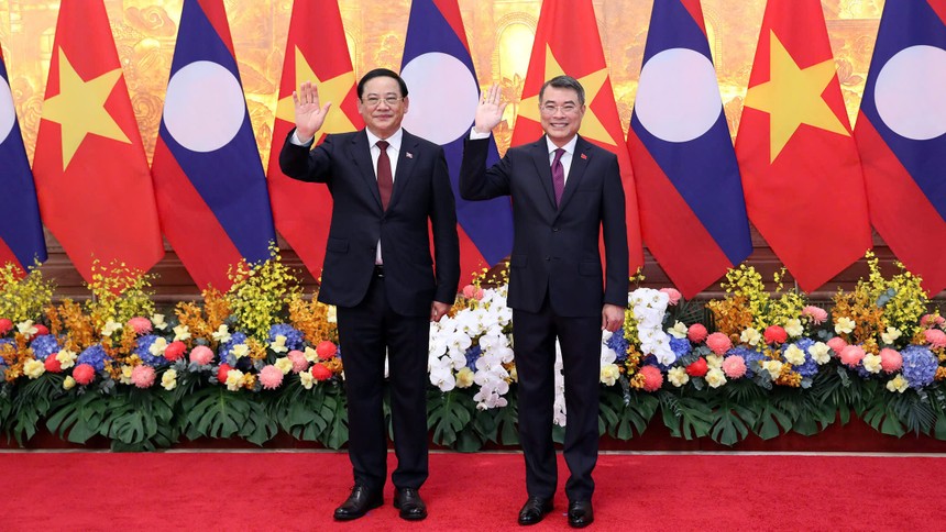 Việt - Lào thúc đẩy gắn kết chiến lược, hướng tới mục tiêu thương mại 10 tỷ USD 