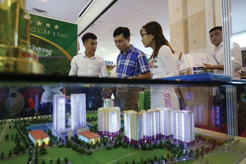 Giá nhà và lãi suất vay cùng tăng cao đang trở thành rào cản lớn đối với người mua nhà hiện nay