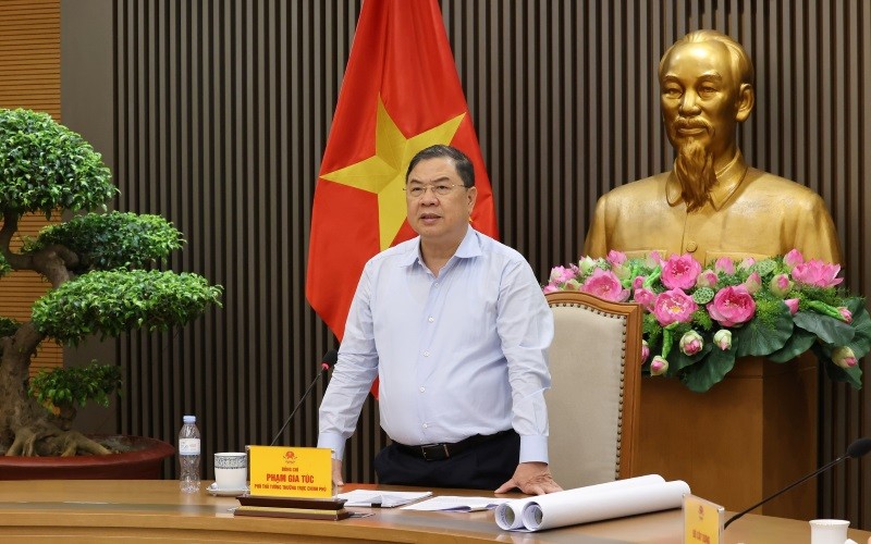 Phó Thủ tướng Thường trực giao các cơ quan liên quan khẩn trương hoàn thiện hồ sơ, báo cáo Chính phủ xem xét, quyết định việc giao UBND TP. Hà Nội làm cơ quan chủ quản đối với tuyến đường sắt từ ga Phú Xuyên đến ga Ngọc Hồi và tuyến đường sắt vành đai phía đông kết nối Hà Nội với Hưng Yên - Ảnh: VGP
