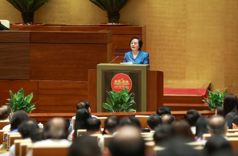 Phó Thủ tướng Phạm Thị Thanh Trà nhấn mạnh Chính phủ tập trung ưu tiên vào 3 nhiệm vụ trọng tâm cốt lõi để hệ thống hành chính nhà nước tiếp tục tinh gọn, thực sự hiệu năng, hiệu lực, hiệu quả - Ảnh: VGP.