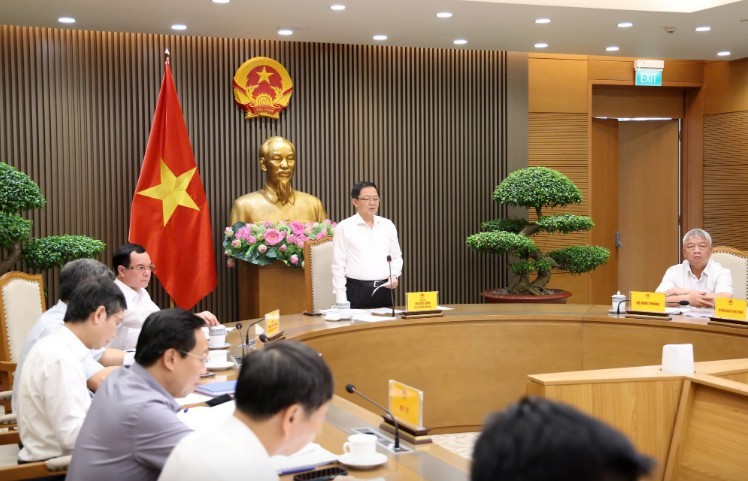 Phó Thủ tướng Hồ Quốc Dũng chủ trì Hội nghị quán triệt, thúc đẩy triển khai Chương trình Mục tiêu quốc gia xây dựng nông thôn mới, giảm nghèo bền vững và phát triển kinh tế-xã hội vùng đồng bào Dân tộc thiểu số và miền núi - Ảnh: VGP.