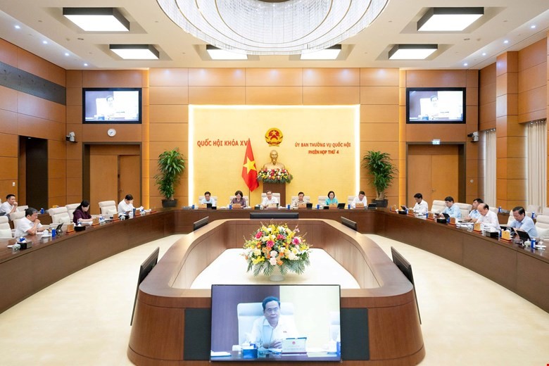 Phiên họp sáng 14/7 của Ủy ban Thường vụ Quốc hội. 