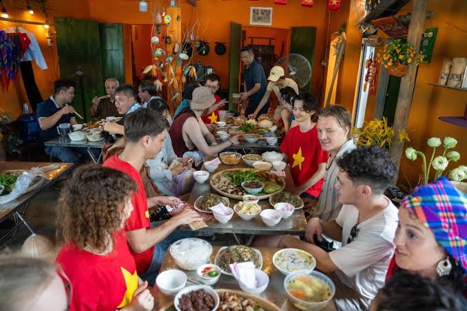 Sảm phẩm du lịch cộng đồng vừa được Sở Du lịch Hà Nội phối hợp với xã Mỹ Đức ra mắt đã hấp dẫn đông đảo du khách trong nước và quốc tế đến trải nghiệm, khám phá.
